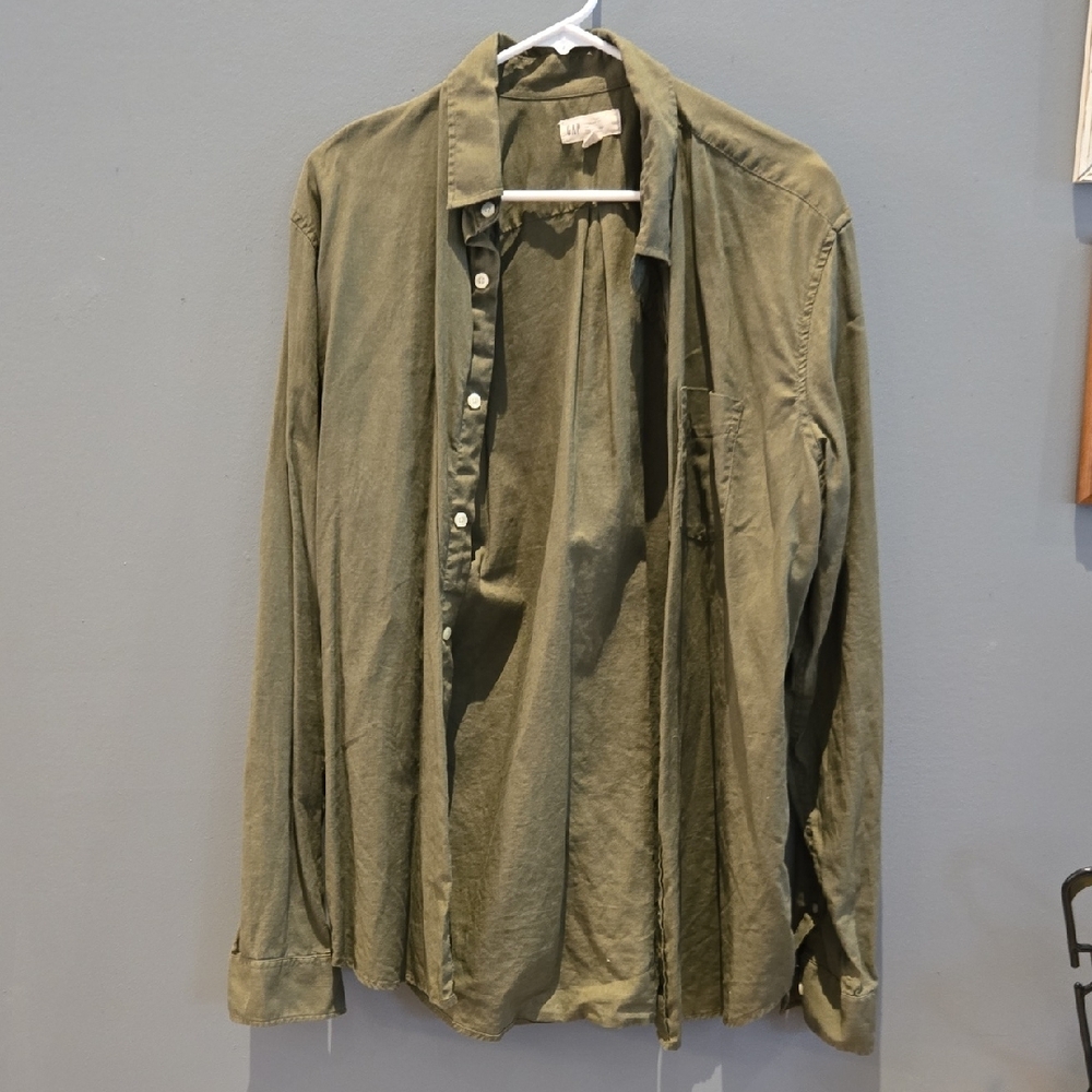 Men's Olive Green Shirt